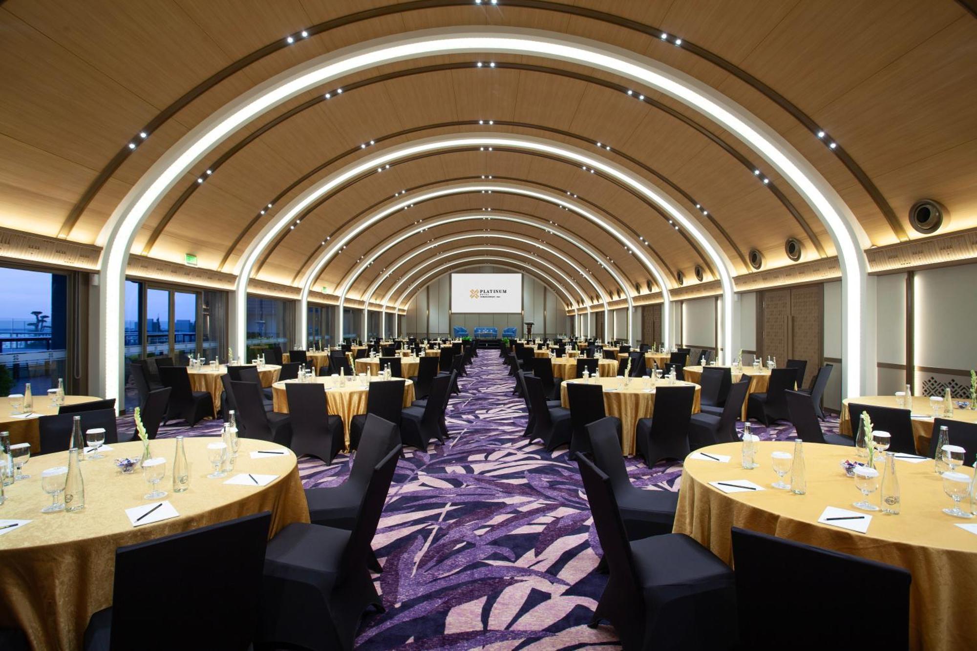 Platinum Hotel Jimbaran Beach Bali エクステリア 写真