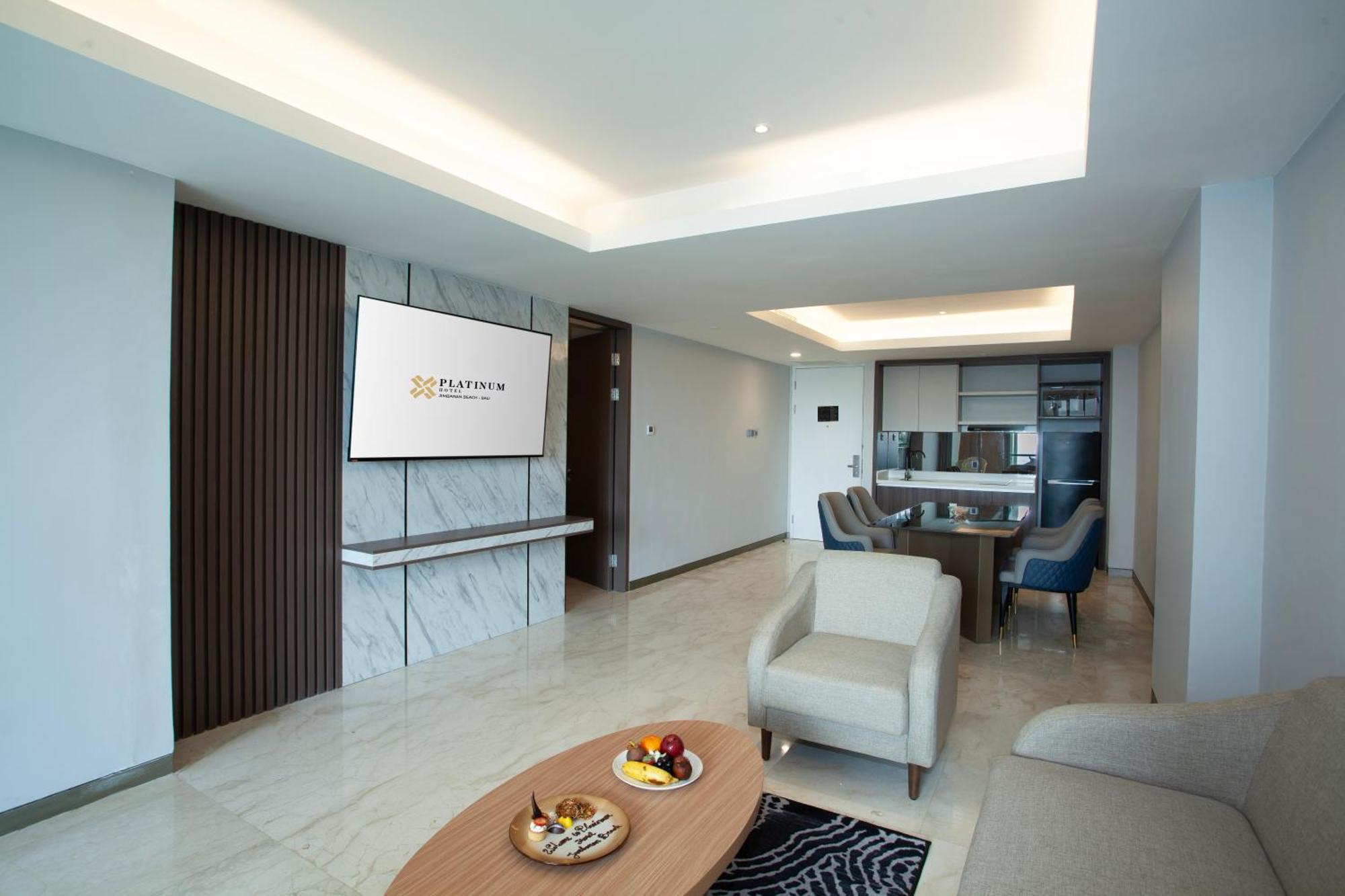 Platinum Hotel Jimbaran Beach Bali エクステリア 写真