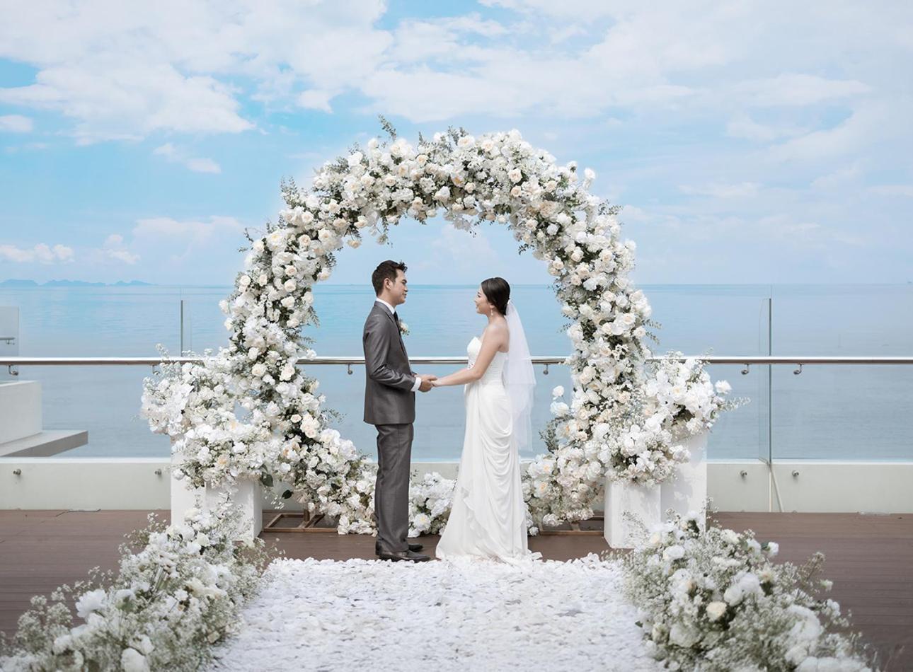 Platinum Hotel Jimbaran Beach Bali エクステリア 写真