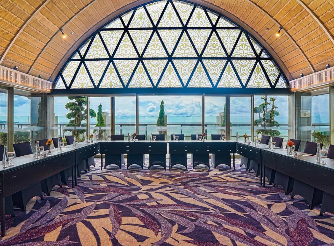 Platinum Hotel Jimbaran Beach Bali エクステリア 写真